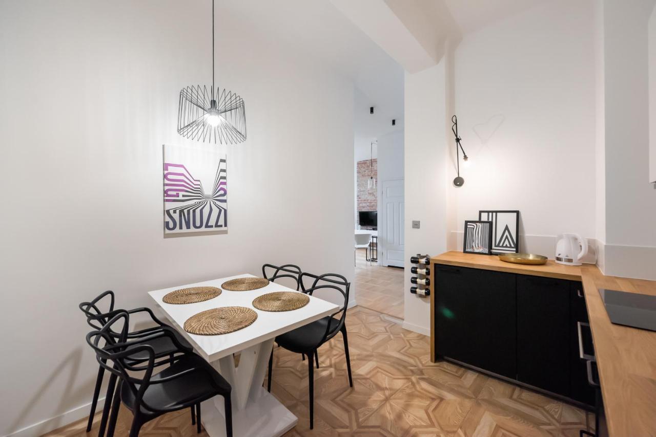 Old Town Basilisk Apartment Varsavia Esterno foto